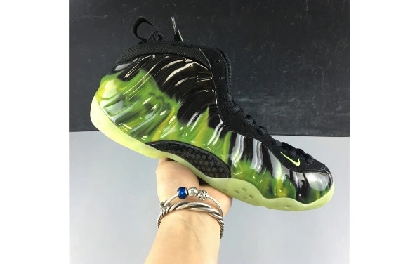 'ParaNorman' ParaNorman Foamposite ONE AIR 579771-003 Nike  1125